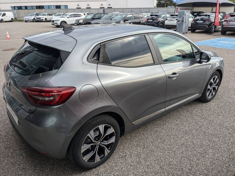 RENAULT Clio d’occasion à vendre à ANNEMASSE chez SEGNY AUTOMOBILES (Photo 17)