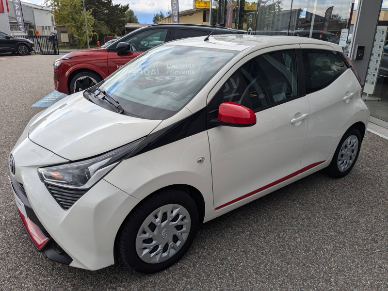 TOYOTA Aygo d’occasion à vendre à ANNEMASSE chez SEGNY AUTOMOBILES (Photo 3)