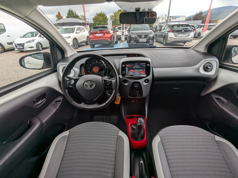 TOYOTA Aygo d’occasion à vendre à ANNEMASSE chez SEGNY AUTOMOBILES (Photo 7)