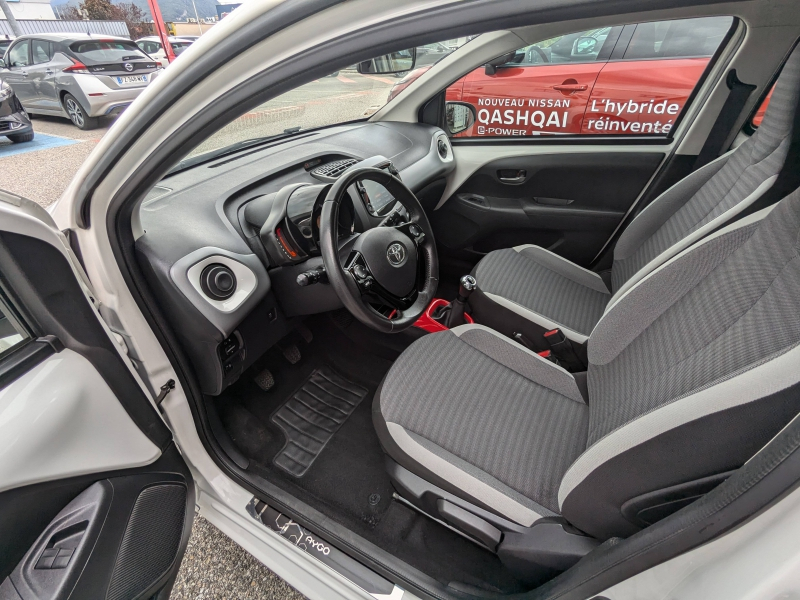 TOYOTA Aygo d’occasion à vendre à ANNEMASSE chez SEGNY AUTOMOBILES (Photo 9)