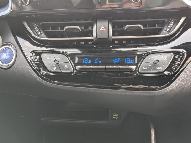 TOYOTA C-HR d’occasion à vendre à ANNEMASSE chez SEGNY AUTOMOBILES (Photo 11)
