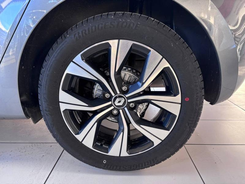 RENAULT Clio d’occasion à vendre à ANNEMASSE chez SEGNY AUTOMOBILES (Photo 5)