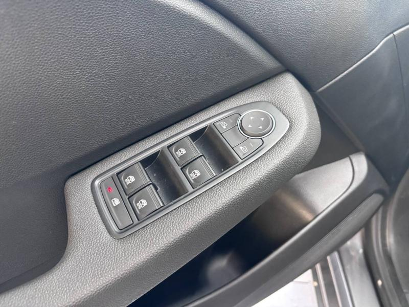 RENAULT Clio d’occasion à vendre à ANNEMASSE chez SEGNY AUTOMOBILES (Photo 11)