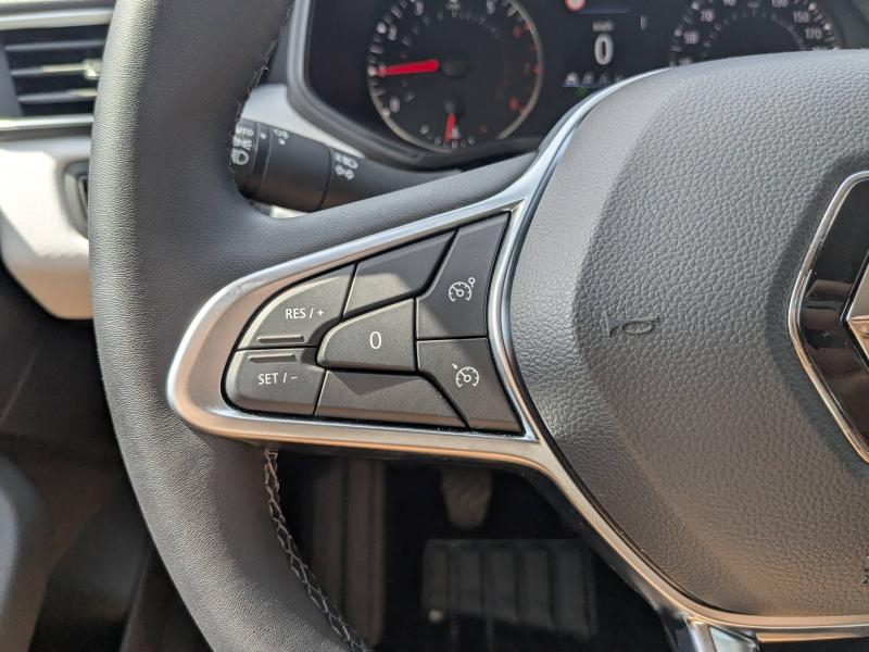RENAULT Clio d’occasion à vendre à ANNEMASSE chez SEGNY AUTOMOBILES (Photo 12)