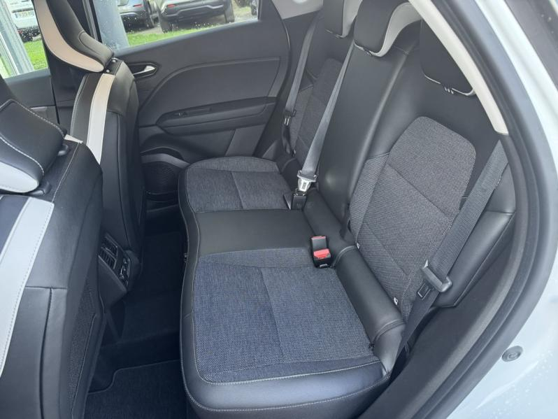 RENAULT Captur d’occasion à vendre à ANNEMASSE chez SEGNY AUTOMOBILES (Photo 9)