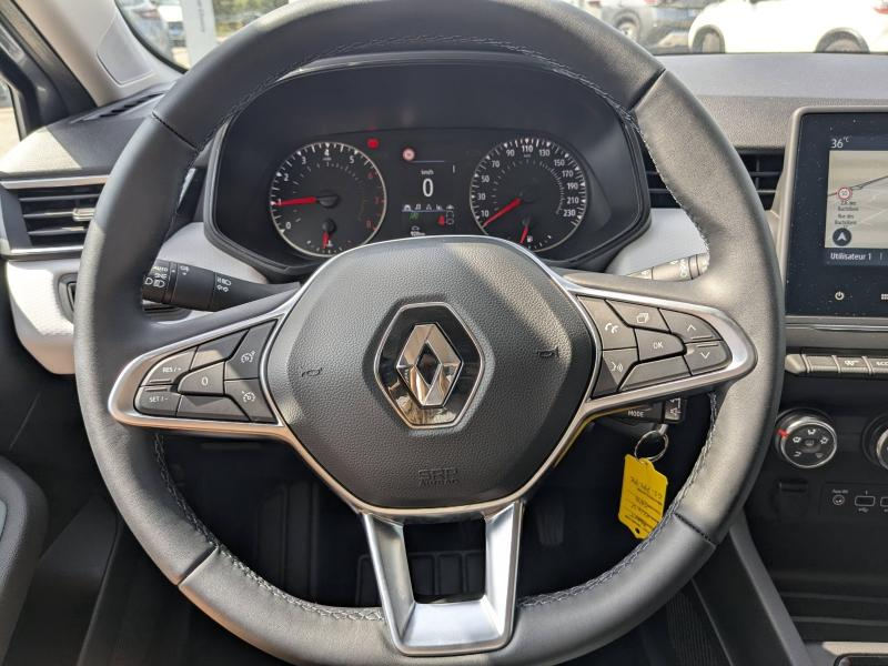 RENAULT Clio d’occasion à vendre à ANNEMASSE chez SEGNY AUTOMOBILES (Photo 12)