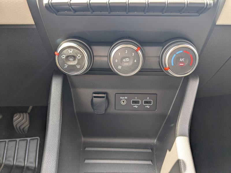 RENAULT Clio d’occasion à vendre à ANNEMASSE chez SEGNY AUTOMOBILES (Photo 18)