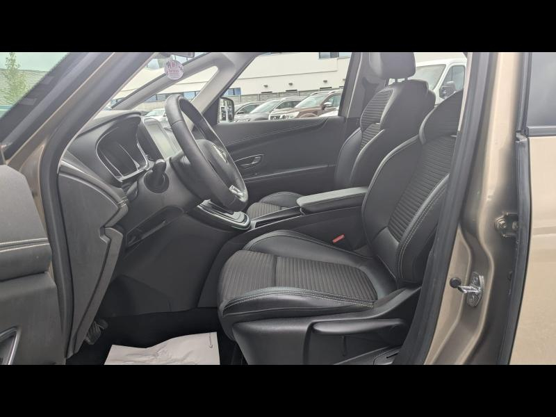 RENAULT Scenic d’occasion à vendre à ANNEMASSE chez SEGNY AUTOMOBILES (Photo 13)
